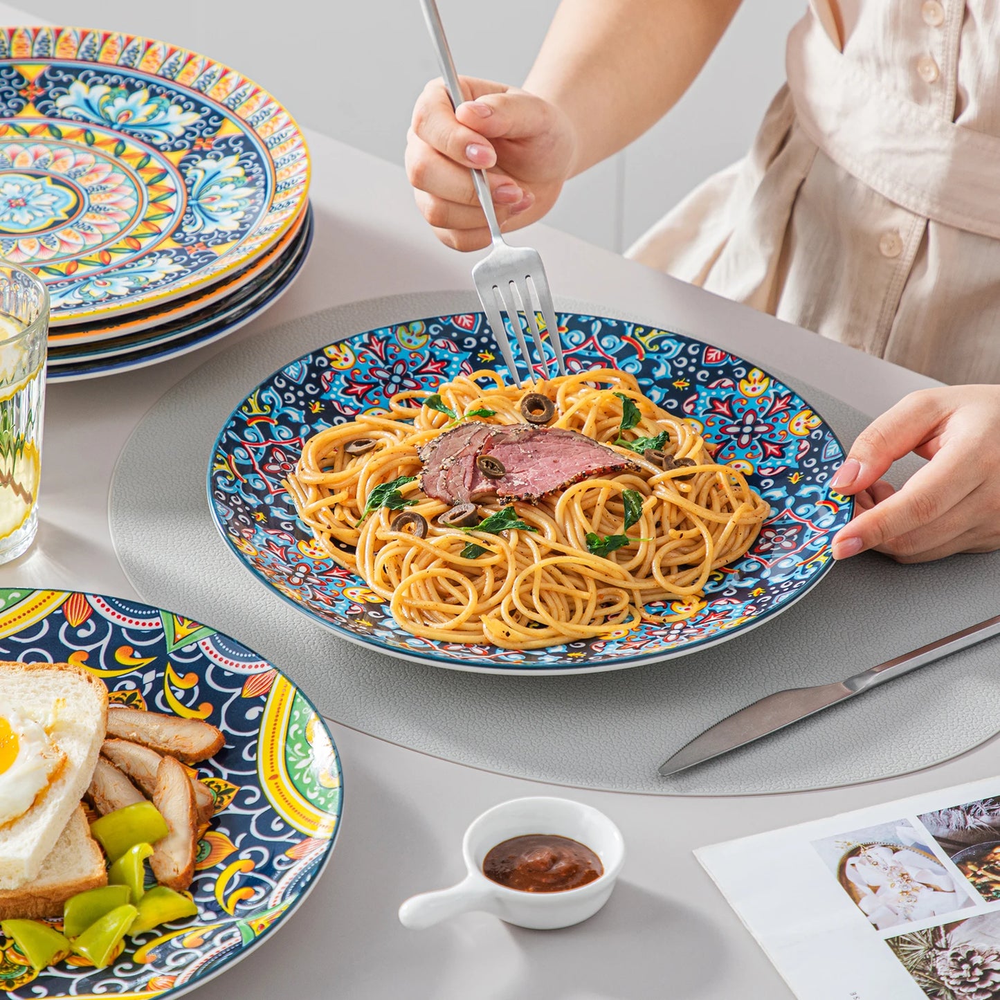12/16/18/24 Piece Ceramic Dinnerware Set